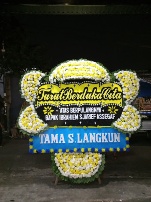 Papan Bunga Duka di Kepulauan Joronga